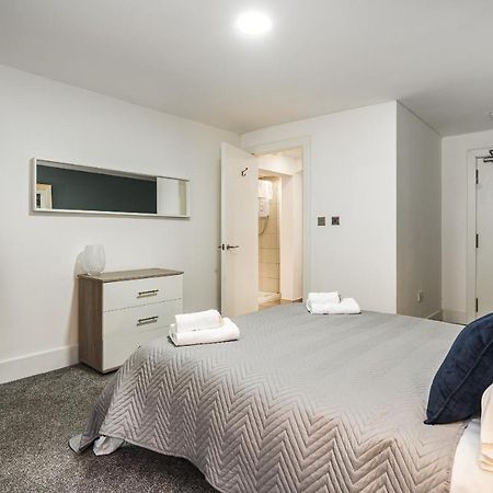 The Renfrew Residence 4-Bedroom, City Centre Glasgow Extérieur photo