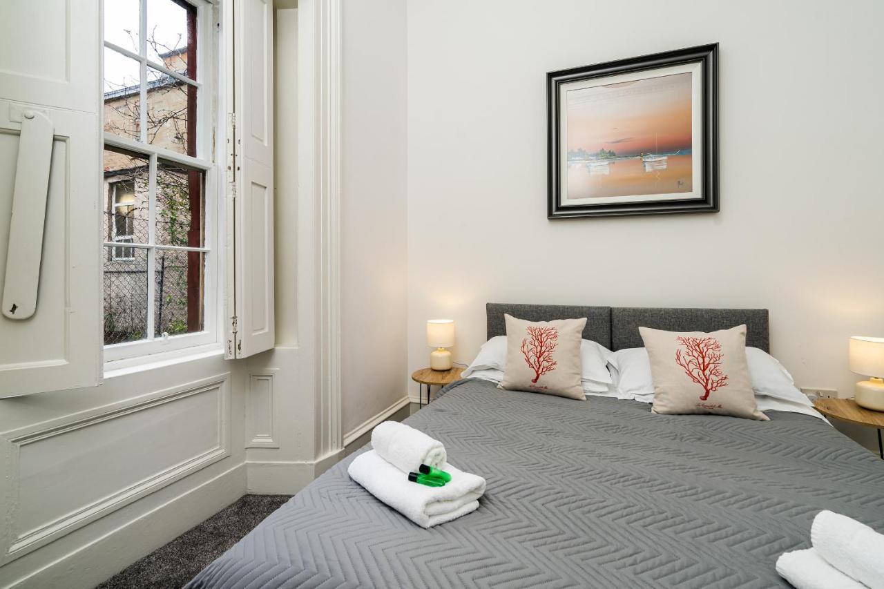 The Renfrew Residence 4-Bedroom, City Centre Glasgow Extérieur photo