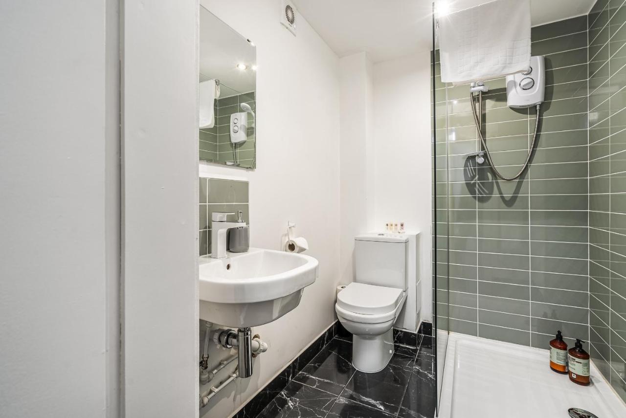 The Renfrew Residence 4-Bedroom, City Centre Glasgow Extérieur photo